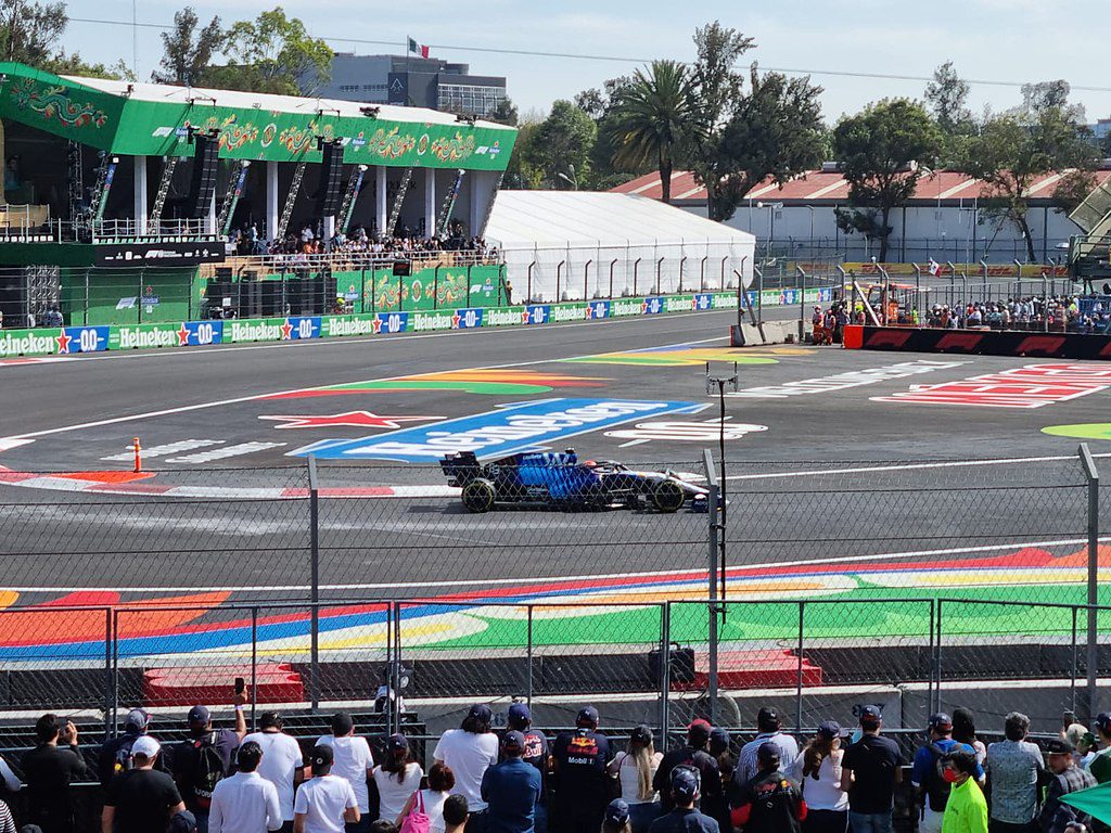 Wat kosten F1 tickets voor Mexico City Grand Prix Autódromo Hermanos