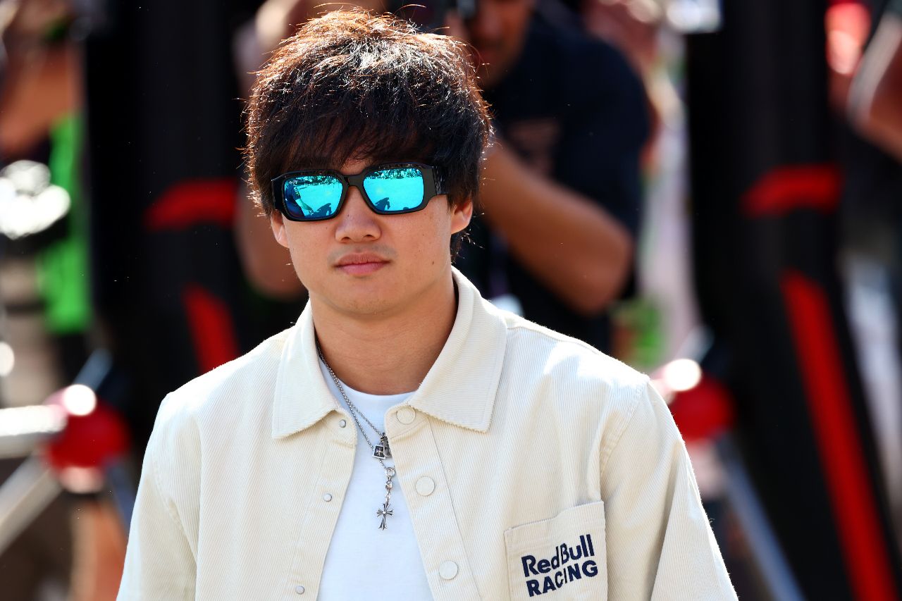 Aston Martin interesse in Tsunoda: Kloppen de geruchten?