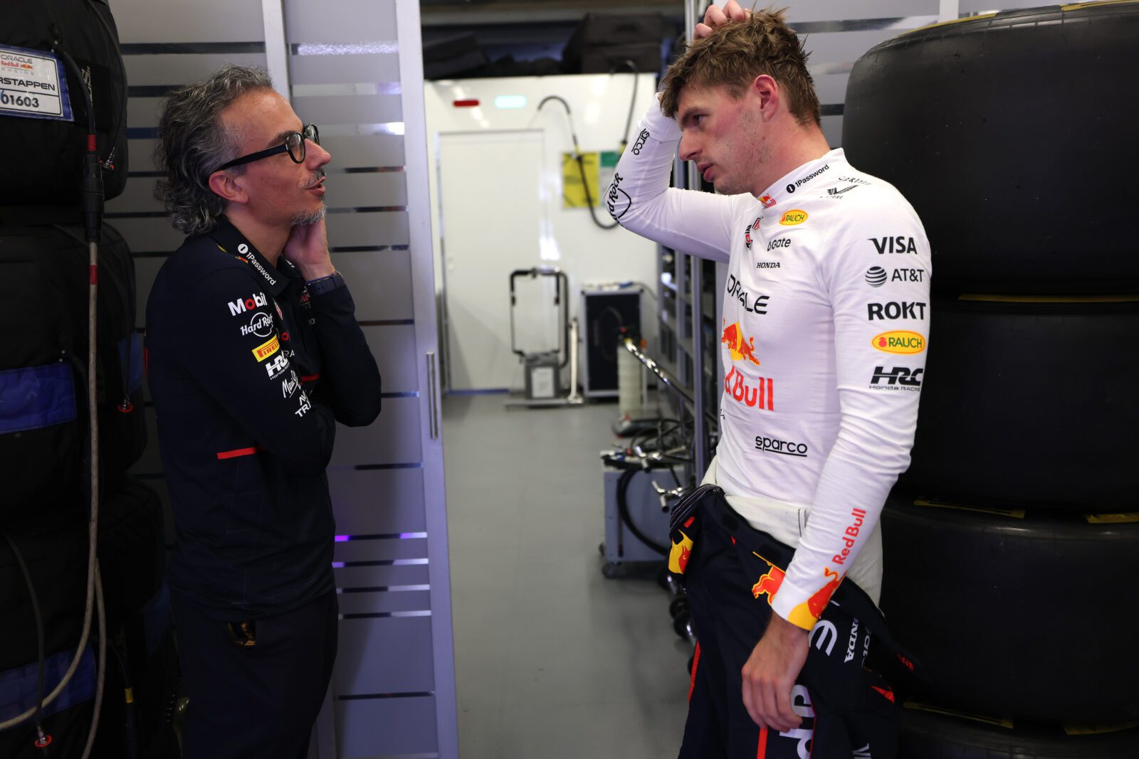 McLaren vraagt uitleg over F1-kostenplafond na Verstappens motorwissel bij Red Bull