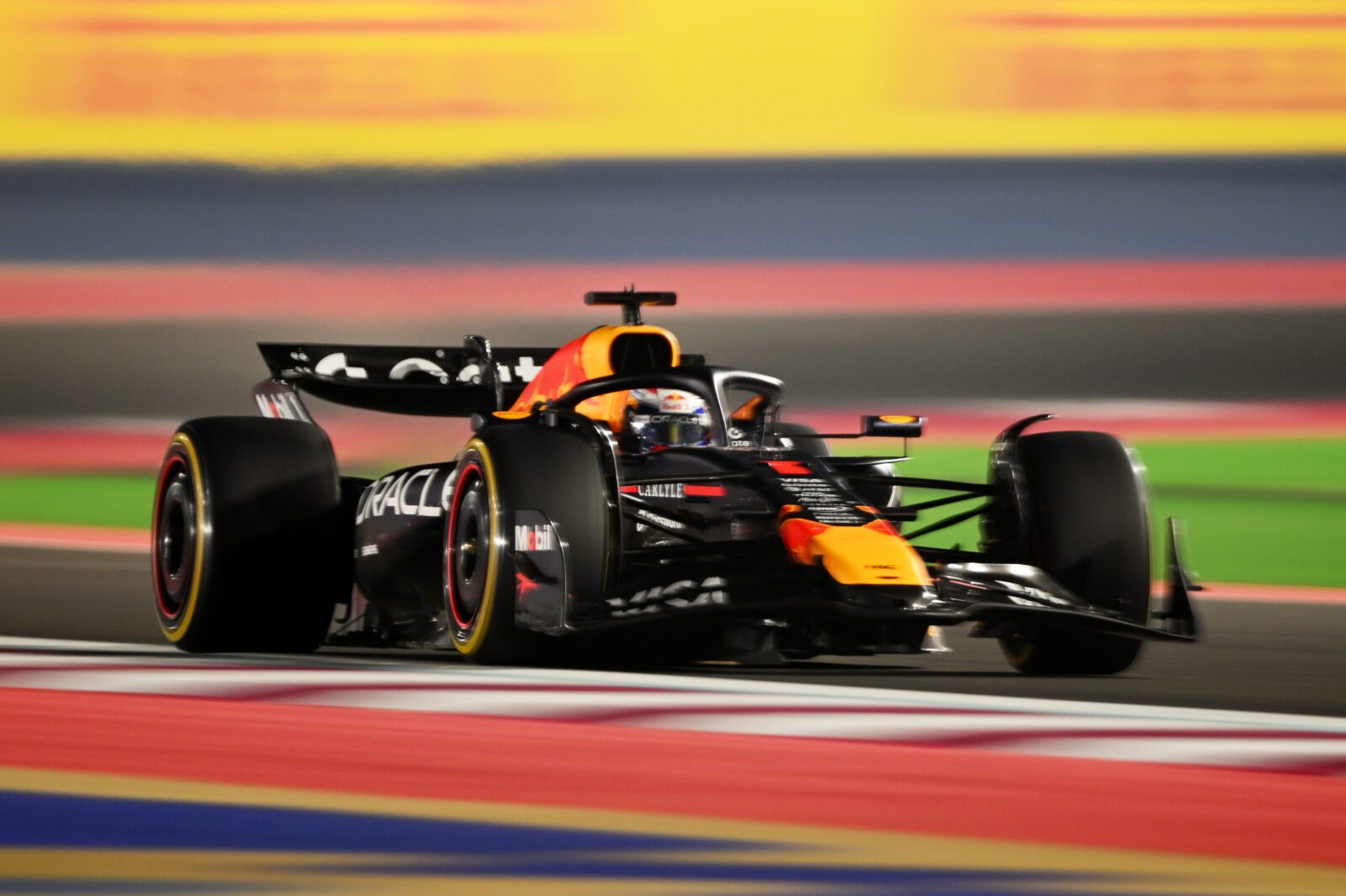 Verstappen koos trots boven politiek: waarom hij het Norris niet moeilijk maakte in titelrace