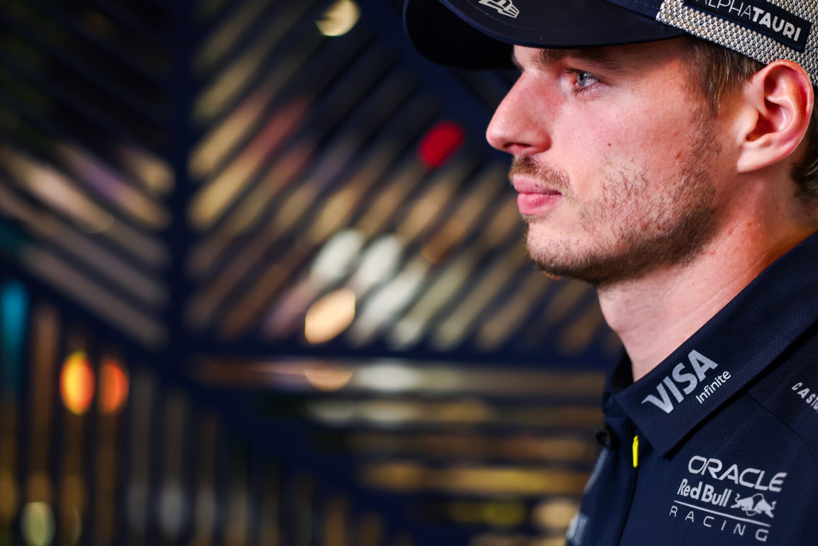 Hij neemt me in de maling: McLaren-radio toont hoe Verstappen Norris mentaal uitschakelde