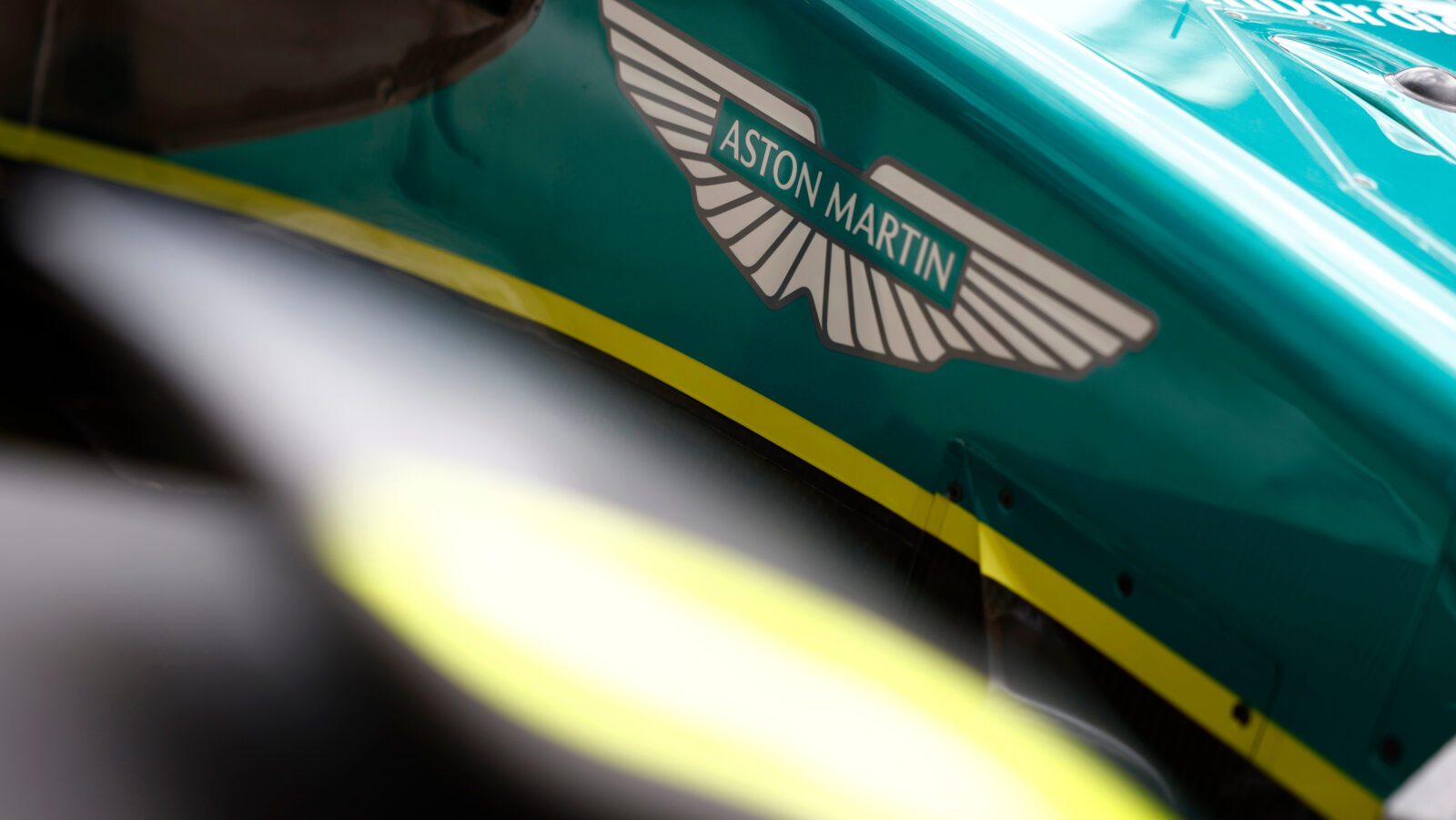 Aston Martin legt fundament voor F1-toekomst met beslissende Newey-keuze aan AMR26-ophanging