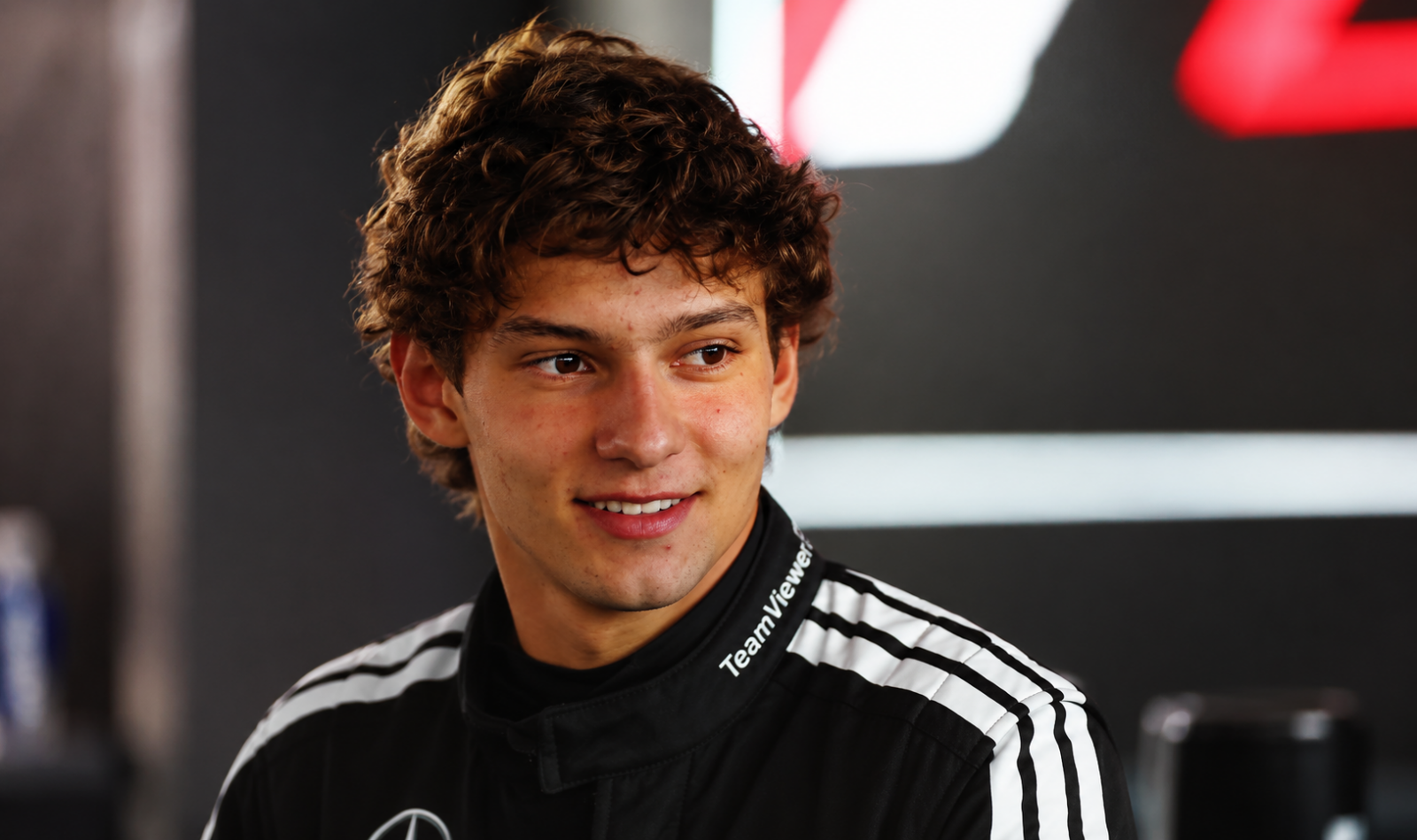 Wolff ziet Antonelli uitgroeien tot belangrijkste titelkandidaat bij Mercedes