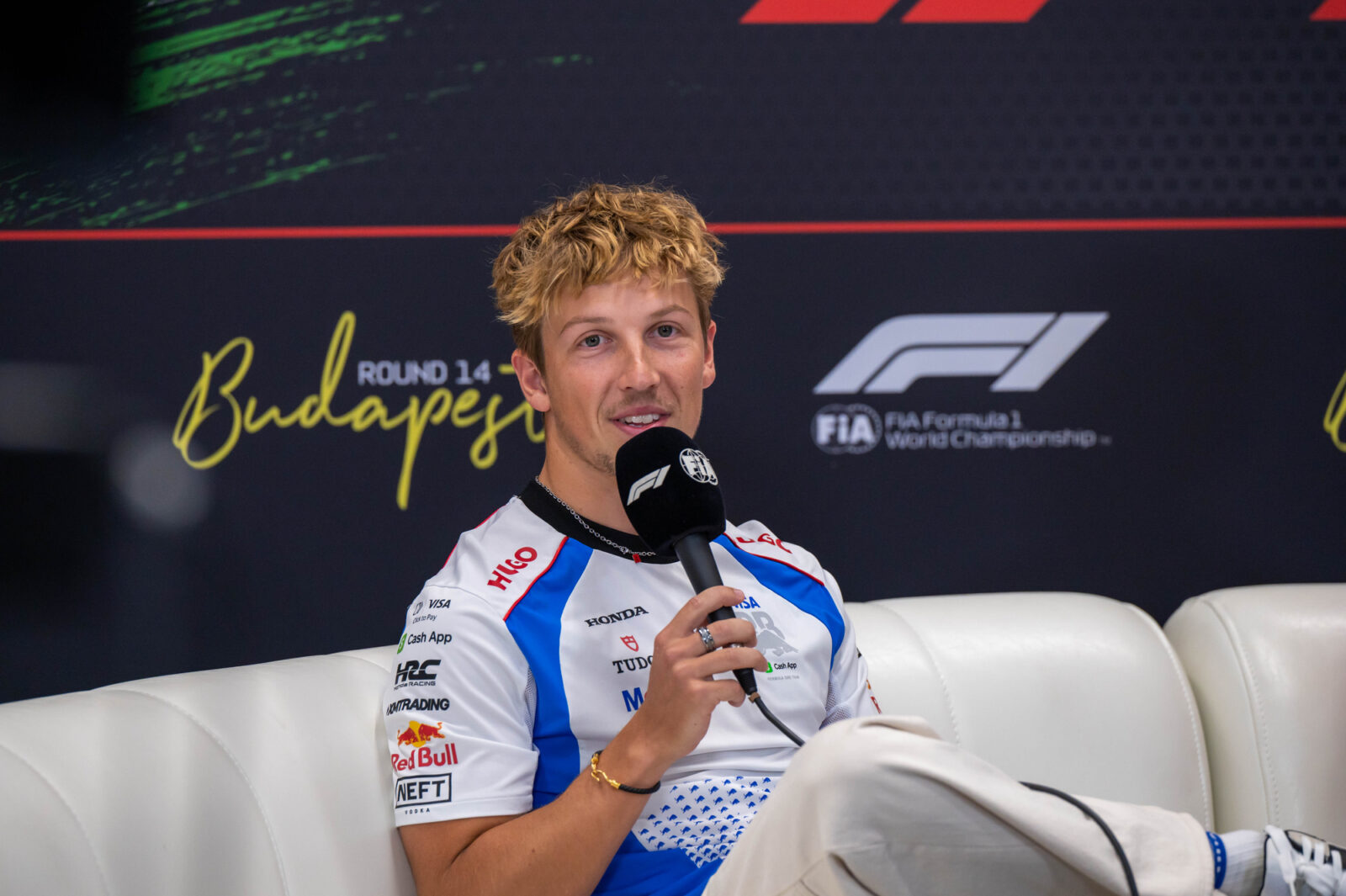 Liam Lawson noemt Max Verstappen belangrijke steun tijdens Red Bull-periode