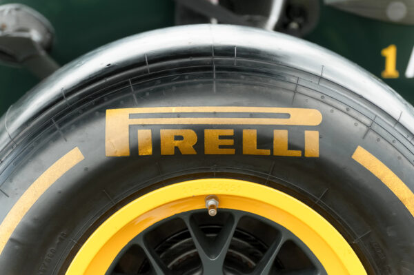 Pirelli banden