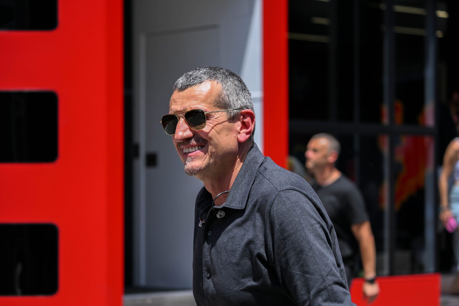 Günther Steiner legt lat extreem hoog: ‘Zijn slechtste is beter dan het beste van anderen’