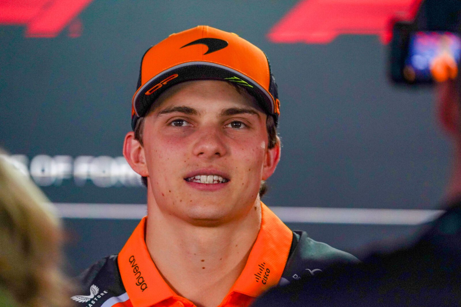 Ralf Schumacher ziet Piastri’s onvrede bij McLaren, vergelijkt met Sainz