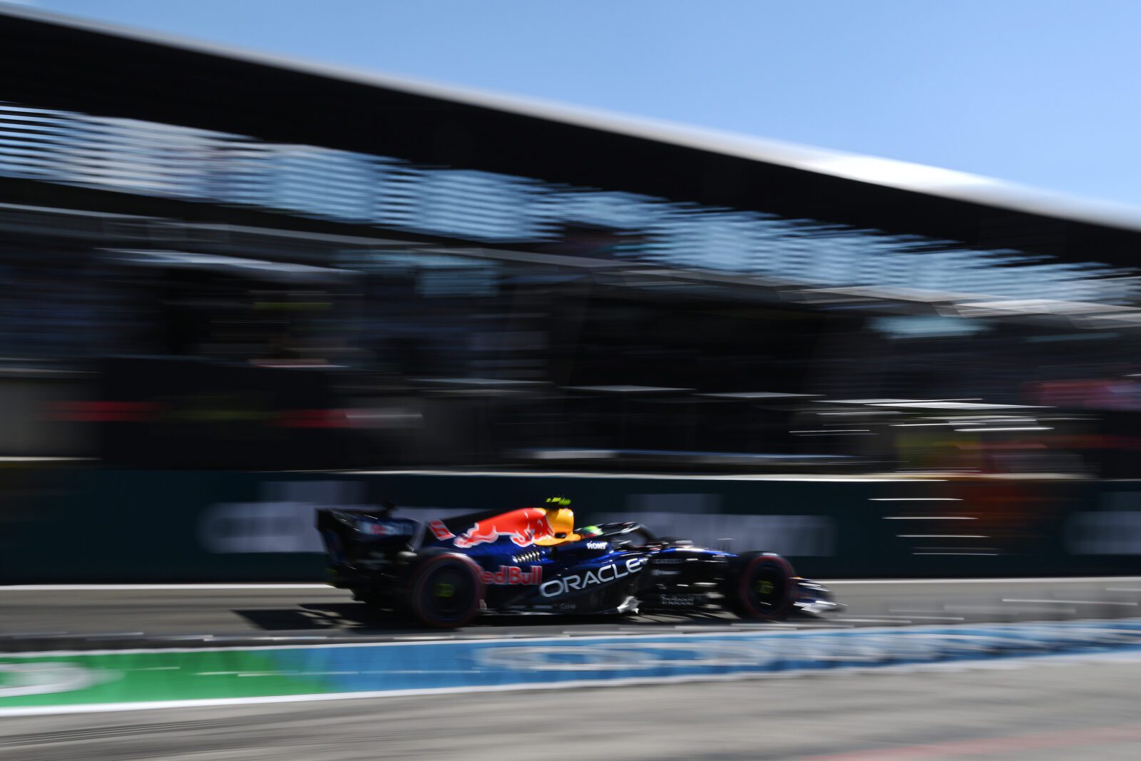 De complexe realisatie van een F1-livery: Red Bull Racing geeft inzicht